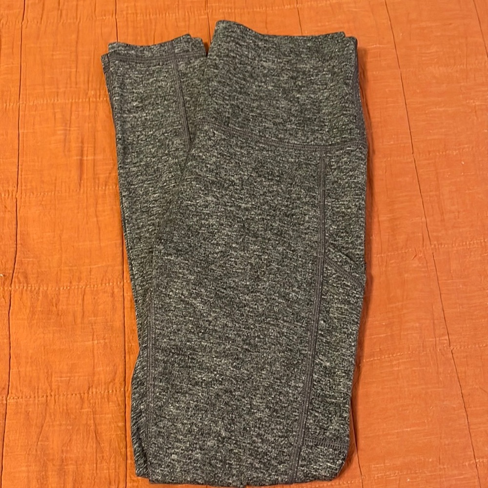 Aerie leggings with pockets!